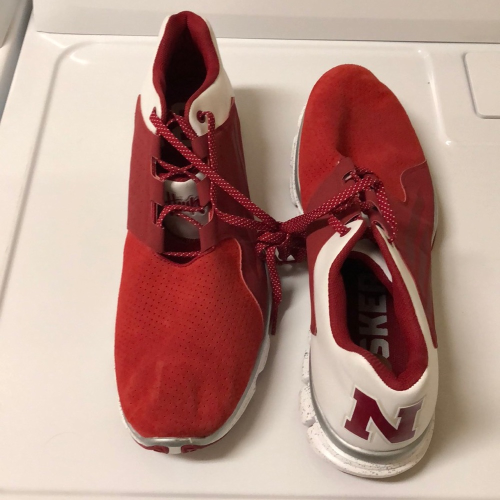 Adidas Gameday. Luxe Nebraska Cornhuskers  Sz 18